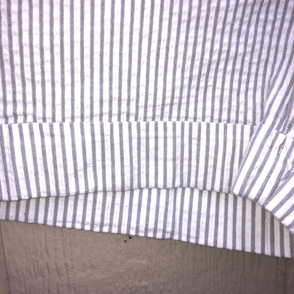 ⚡️5/$15⚡️ Tommy Hilfiger | White/Gray Striped Shorts | 6 - Picture 4 of 8